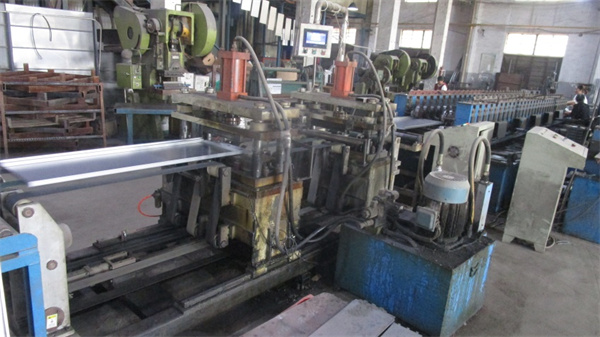 22 02 Forming - Supermarket Shelf & Rack Manufacturer